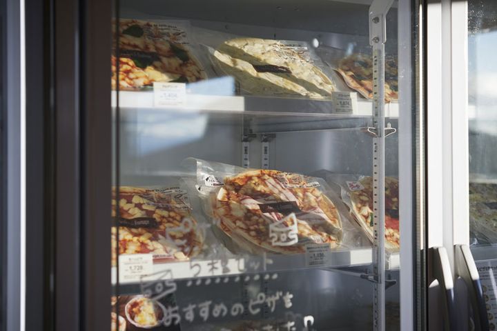 みやげ用のピッツァはＳサイズ486円～