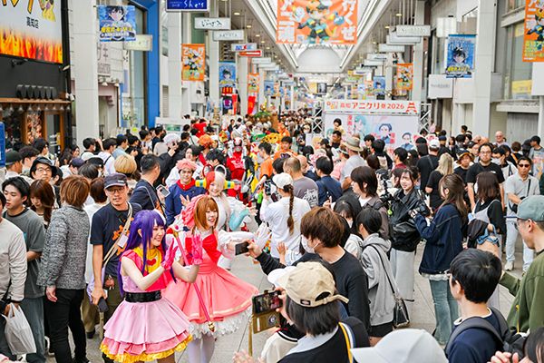 【高知県高知市】2.7万人来場！高知市で「高知アニクリ祭2026」開催、街全体がアニメで沸く