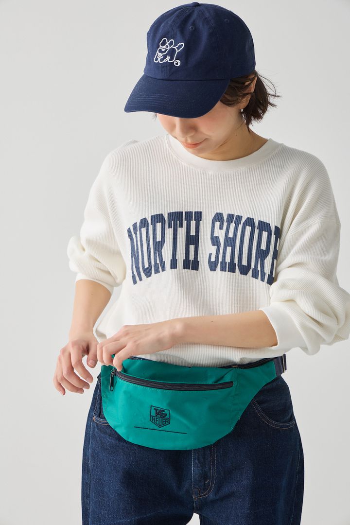 ウエストポーチでメリハリをつけるのが正解！Tシャツ×デニムスタイル【FUDGE FRIEND おしゃれさんの毎日コーディネート vol.702｜momo】