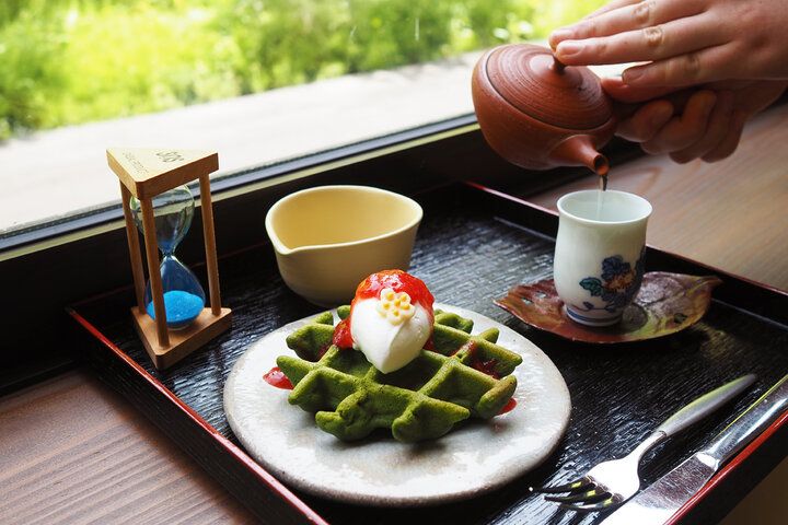 緑を眺めながら、オーガニック抹茶スイーツを楽しむ贅沢体験♪ 創業110年超の茶農家が営む隠れ家カフェ / 掛川「Teatime まるは」