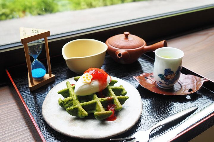 緑を眺めながら、オーガニック抹茶スイーツを楽しむ贅沢体験♪ 創業110年超の茶農家が営む隠れ家カフェ / 掛川「Teatime まるは」