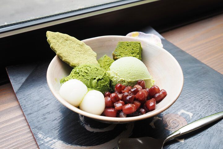 緑を眺めながら、オーガニック抹茶スイーツを楽しむ贅沢体験♪ 創業110年超の茶農家が営む隠れ家カフェ / 掛川「Teatime まるは」