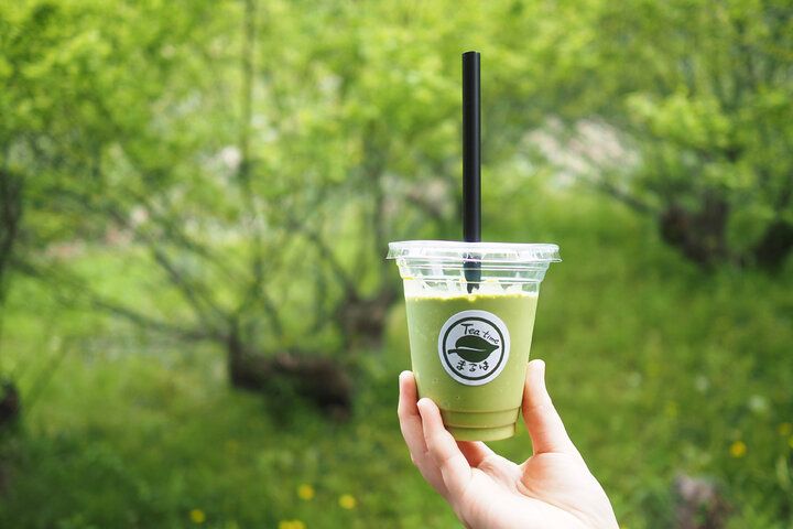 緑を眺めながら、オーガニック抹茶スイーツを楽しむ贅沢体験♪ 創業110年超の茶農家が営む隠れ家カフェ / 掛川「Teatime まるは」