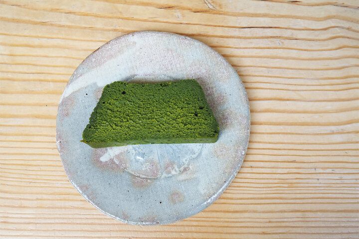 緑を眺めながら、オーガニック抹茶スイーツを楽しむ贅沢体験♪ 創業110年超の茶農家が営む隠れ家カフェ / 掛川「Teatime まるは」