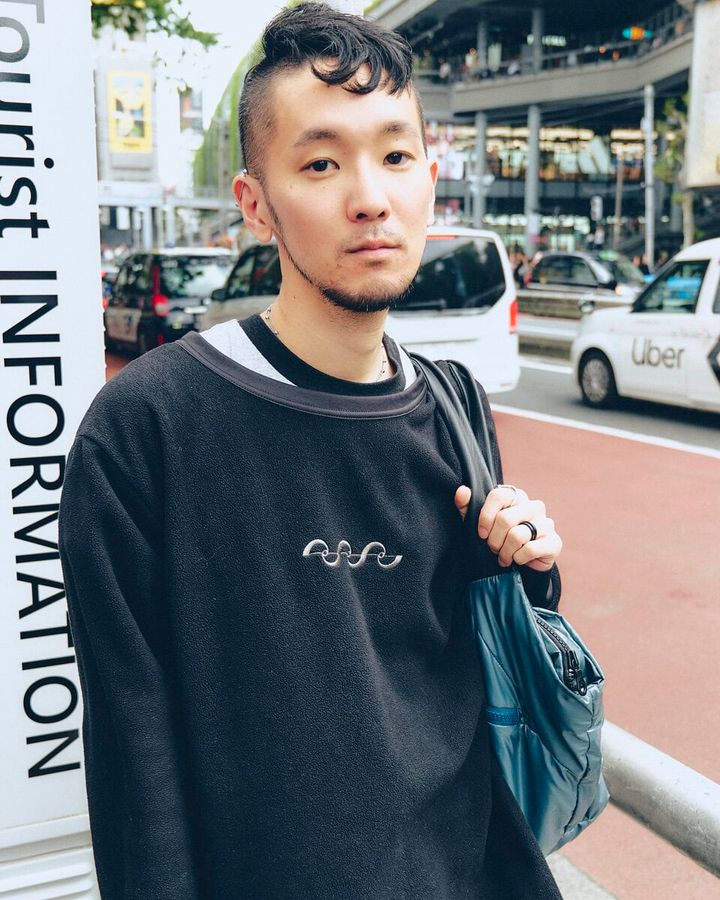 【30代スナップ＠渋谷】ボトムスに視線集中！テーマは「ゴス版フォレスト・ガンプ」