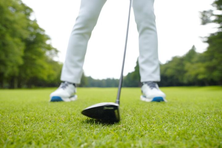 FWでミスが起きたときの対処法！連続素振り10回でスイングを確認しよう