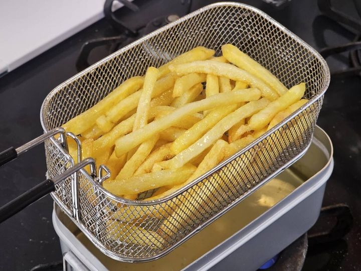 ダイソーのメスティンフライヤー（メスティン1.5合用）の使用例
