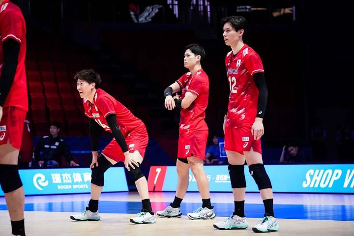 石川祐希、西田有志、髙橋藍（C）Volleyball World