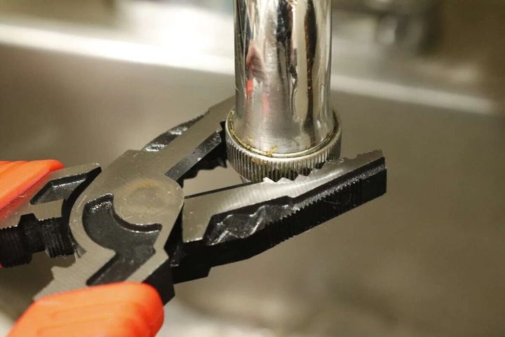 ダイソー 多機能ペンチ 使用例