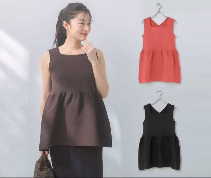 画像: URBAN RESEARCH ROSSOウォッシャブルペプラムニットトップス（ブラウン、ピンク、ブラック）各¥13,200（すべてアーバンリサーチ ロッソ） 出典：アーバンリサーチ ロッソ