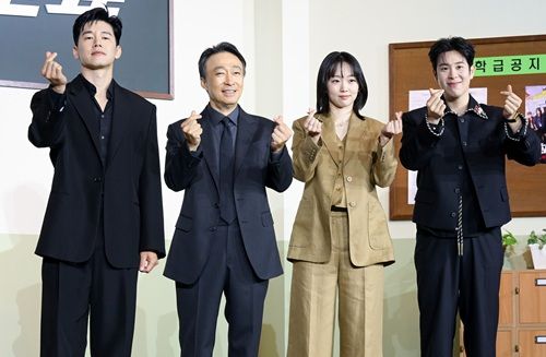 キム・ムヨル、イ・ソンミン、チン・ギジュ、ピョ・ジフン
