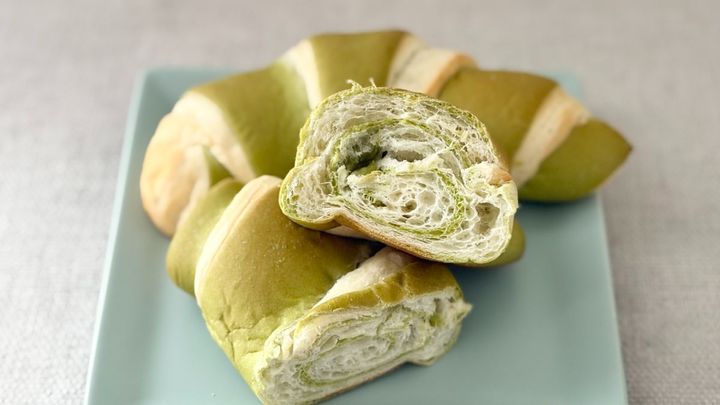 正直ハマりました！抹茶好きに食べてほしい【セブン】の新作パンって？