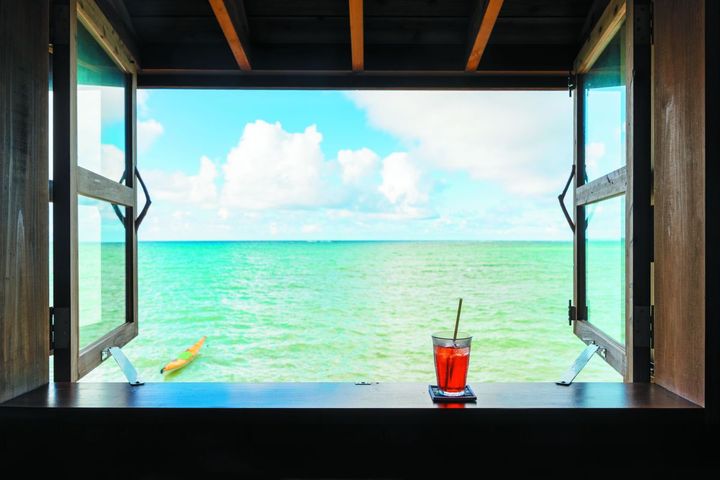浜辺の茶屋