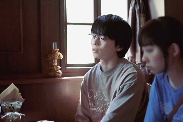 大学生の九十九賢(林裕太)らが織りなす四角関係が描かれる第2話 [c]海野つなみ／講談社 [c]2026 WOWOW