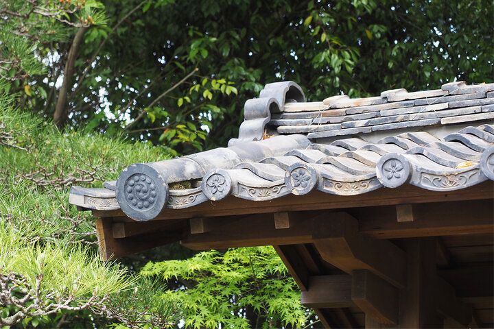 新茶の季節に訪れたい♪ 美しい日本庭園を見渡せる、掛川「茶の蔵 かねも」の茶室でゆるり上質なお茶体験