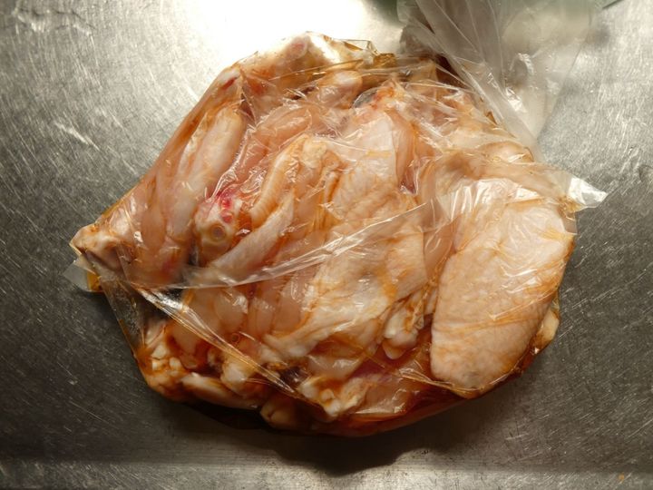 煮込み10分で完成！「手羽中とごぼうの梅酢煮」