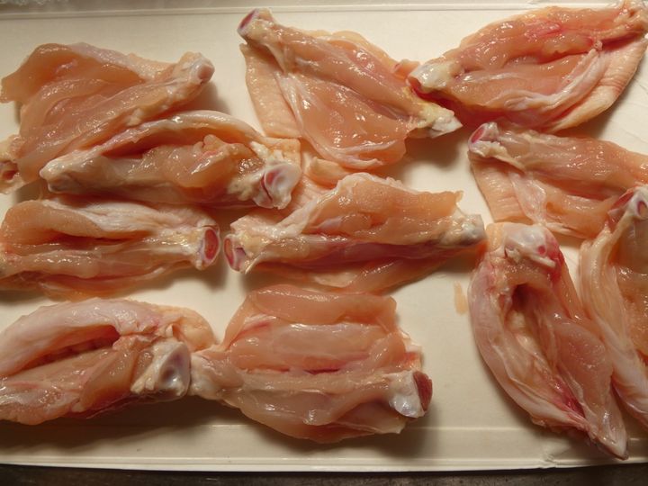 煮込み10分で完成！「手羽中とごぼうの梅酢煮」