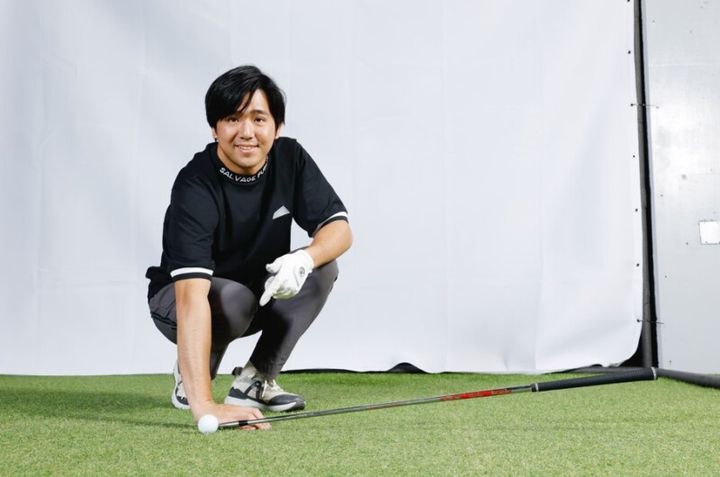 低い球を打つコツは「クラブを短く持つ」こと！番手選びのポイントは…