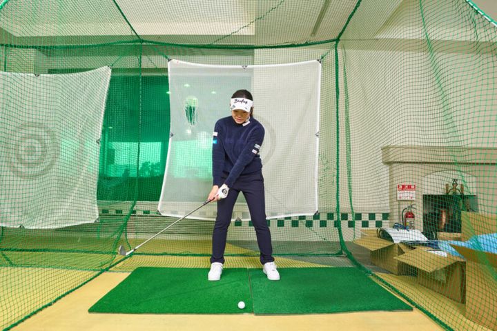 どっちが正解なの？アイアンの方向性アップは「右手のひらの向き」にあり