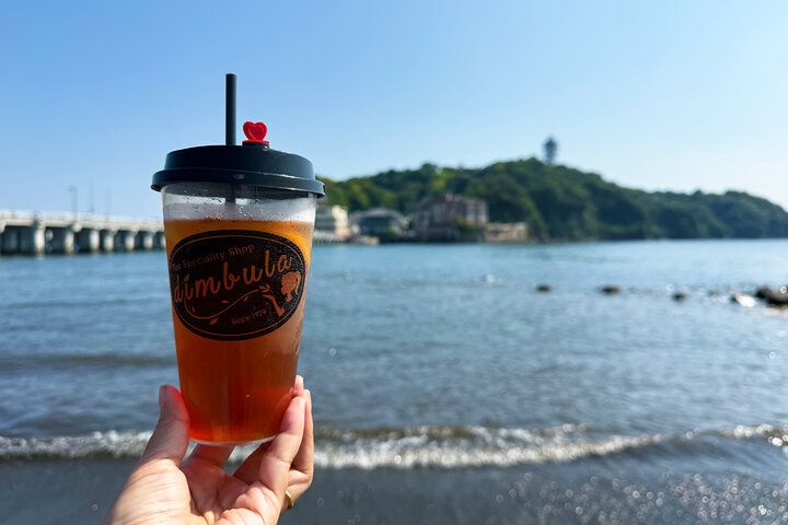 江の島さんぽで立ち寄りたい♪ リバービューの「紅茶専門店ディンブラ」で、約30種類の紅茶と焼きたてワッフルを