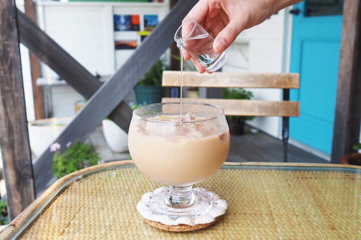 江の島さんぽで立ち寄りたい♪ リバービューの「紅茶専門店ディンブラ」で、約30種類の紅茶と焼きたてワッフルを