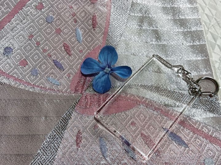 【ダイソー×帯】紫陽花の美しさを閉じ込めた！大人可愛い和風キーホルダー