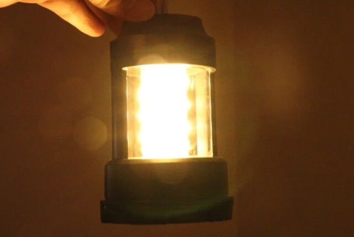 ダイソー COBランタン スパイラル 使用例 光量
