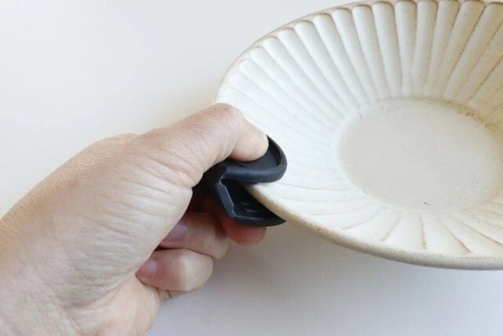 ダイソー お皿キャッチ（マグネット付） 使用例