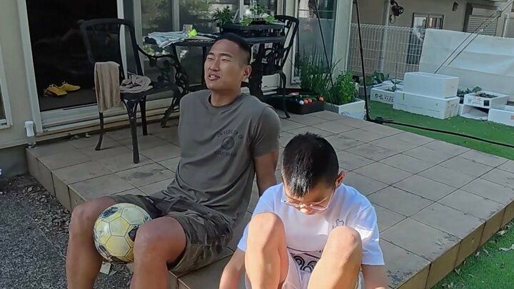 【写真・画像】鄭大世の11歳息子、夢は父と同じサッカー選手「“人間ブルドーザー”格好よかった」 1枚目