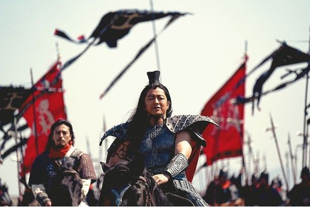 【写真を見る】大沢たかおが演じる伝説の大将軍、王騎 [c]原泰久／集英社 [c]2019映画「キングダム」製作委員会