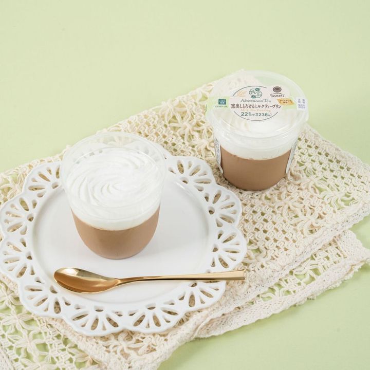 「窯出しとろけるミルクティープリン」238円