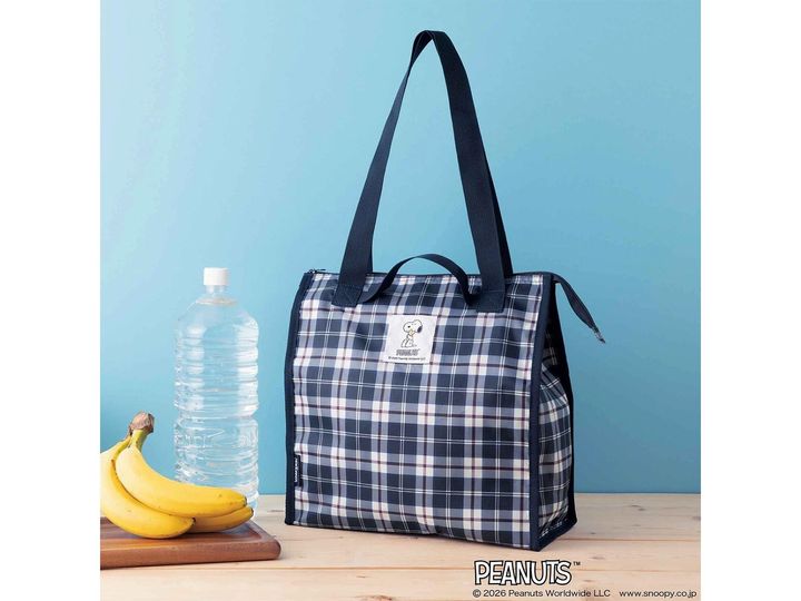 今月の注目雑誌から、魅力的な付録「PEANUTS × NEWYORKER ショッピングBAG」を詳しくご紹介します。付録とは思えないクオリティの高さに注目が集まる今回のアイテム。完売前にぜひチェックしておきたい、その詳細を分かりやすくお届けします。（サムネイル画像出典：Amazon）