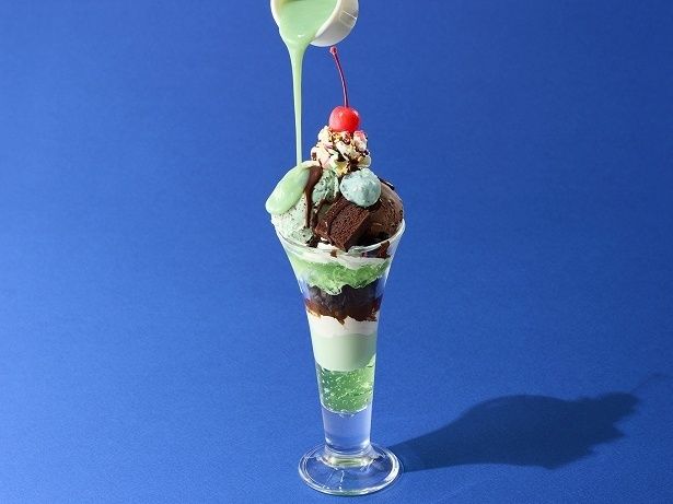 ココスの「チョコミン党パフェ」