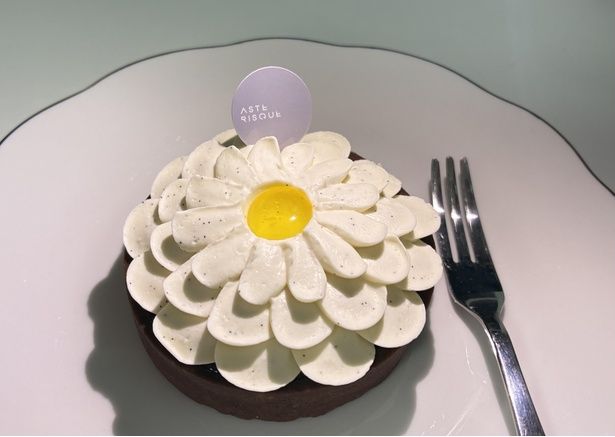 花の形が芸術的な「パッショネモン」(680円)