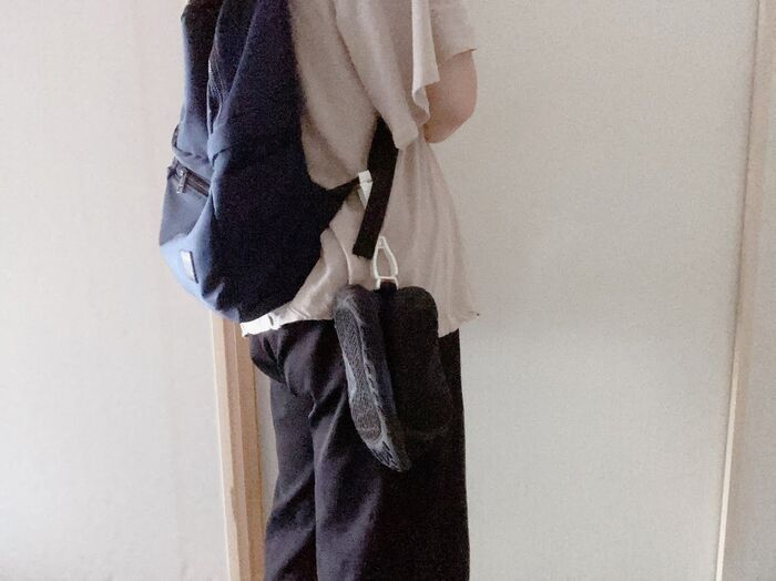 【ダイソー】何これ！？両端がパカッ→バッグに靴も帽子もぶら下げOK！隠れ名品が優秀でした。
