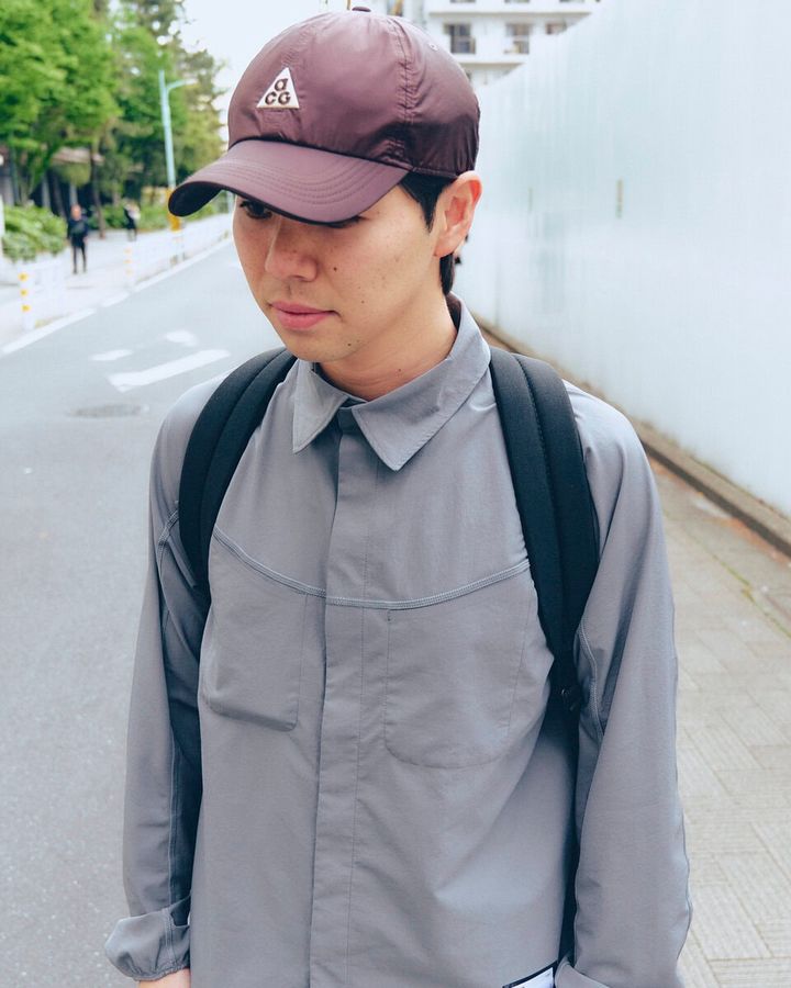 【20代スナップ＠渋谷】ダイワピア39のボトムスにナイキのシューズで「今すぐ走り出せる格好」
