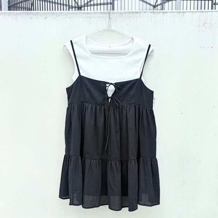 GUの白色トップス