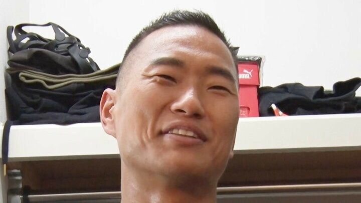 【写真・画像】鄭大世、夢のため“原点”の川崎Fユニフォームを売却 ノブコブ吉村「もっとつくかと」 1枚目