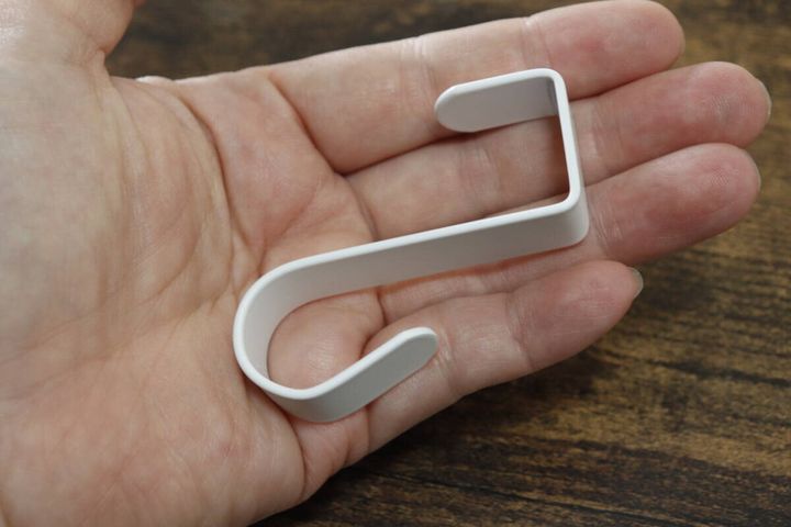 扉に付けるゴミ袋ホルダー（2個） 形状