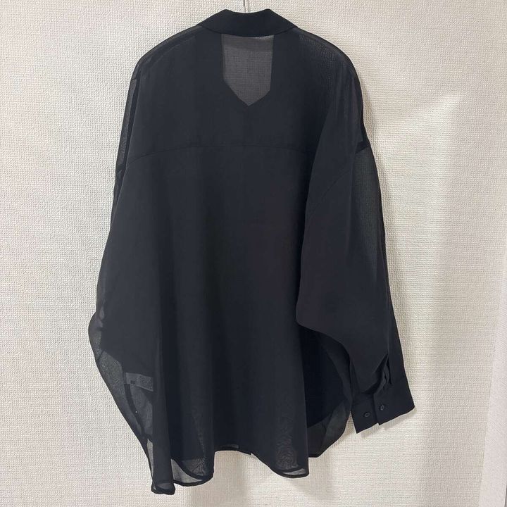 GU シアードルマンスリーブシャツ バックスタイル