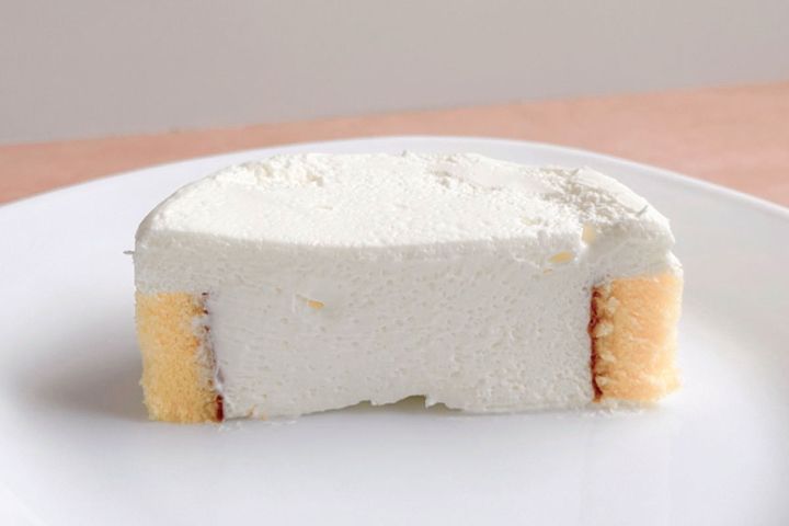 盛りすぎ！プレミアムロールケーキ（断面）
