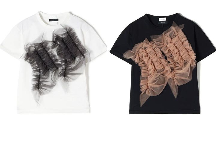 画像: 「TULLE DOCKING T-SHIRT」各￥28,600【チカ キサダ】 出典：パリゴ