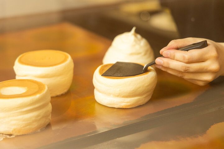 注文ごとに焼き上げる♪ 厚さ10cm超えのふわしゅわパンケーキをお目当てに「toichipancake 北堀江店」へ