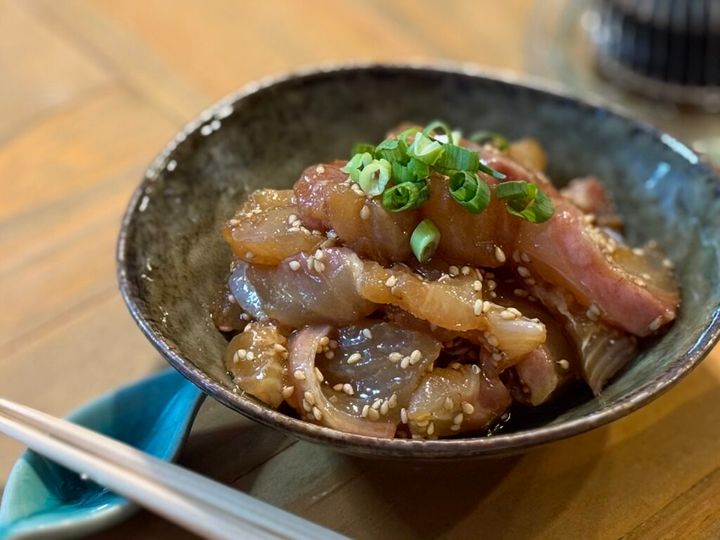 はつかり醤油で作った鯛の漬け