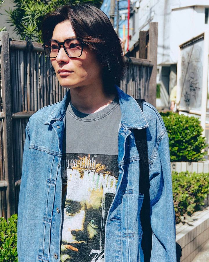 【30代スナップ＠原宿】渋Tシャツ＆渋サングラスで大人の色気を演出