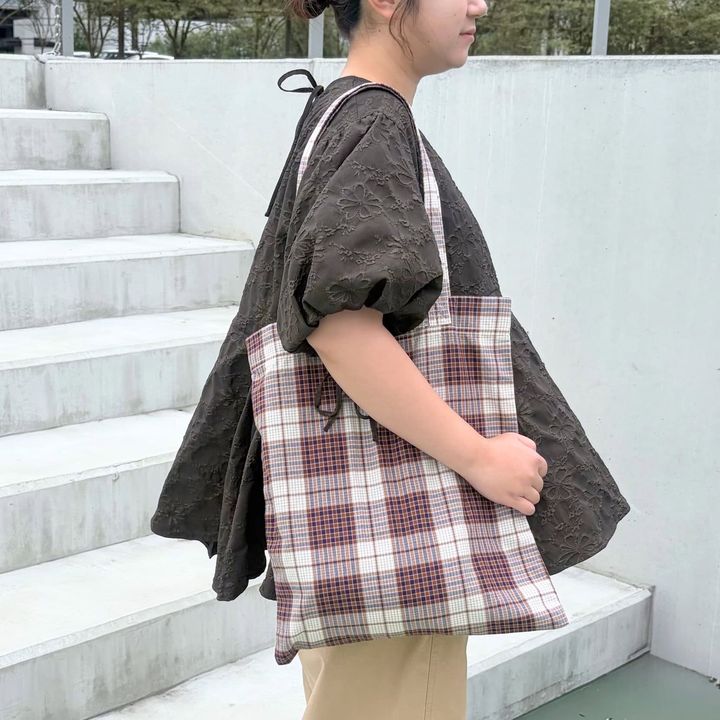 無印良品のマドラスチェックBAG