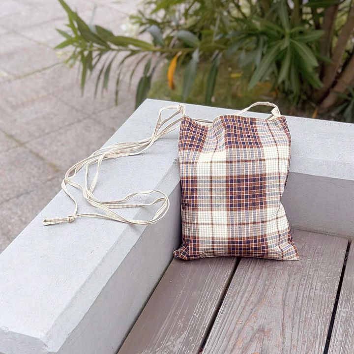 無印良品のマドラスチェックBAG