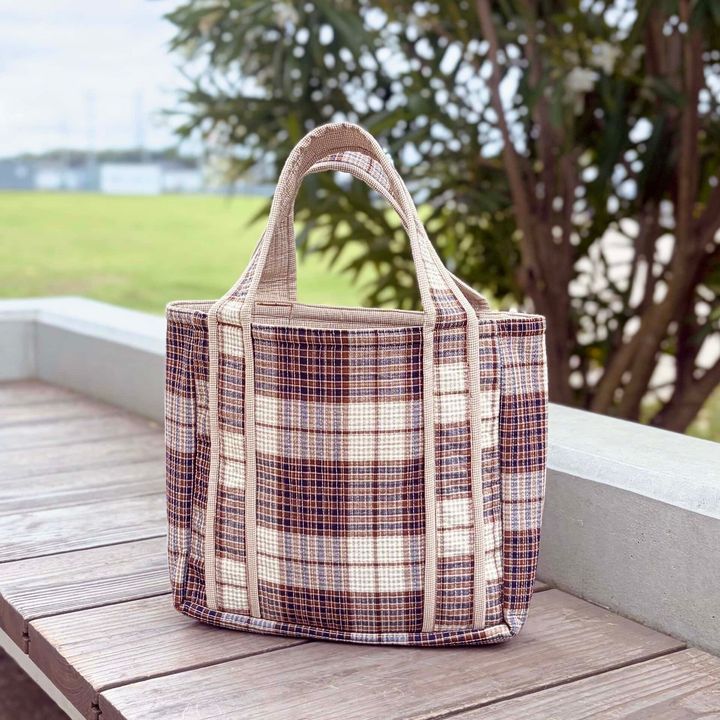 無印良品のマドラスチェックBAG