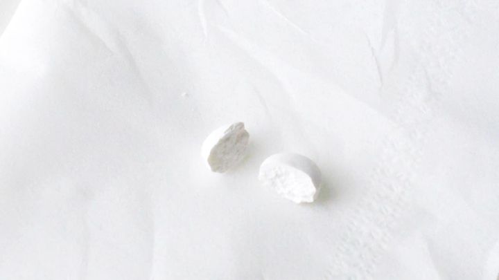100均の「ピルカッター」は本当に使える？薬を半分に割れるか検証