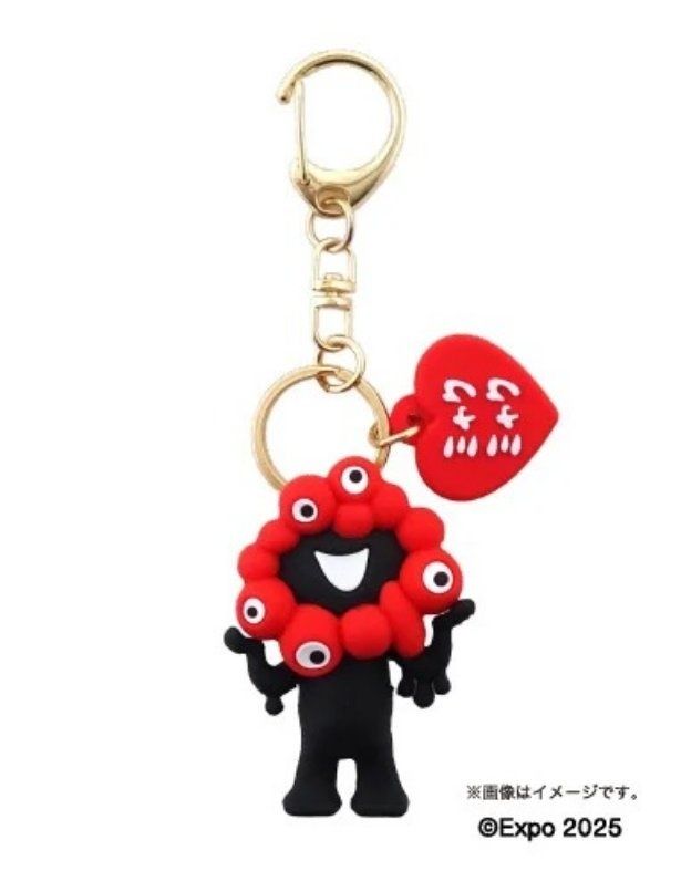 黒ミャクミャクの個性がそのまま立体になったキーホルダー「立体キーホルダー レッド」(1100円) (C)Expo 2025